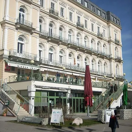 Garconniere Im Ehemaligen Hotel Austria Gmunden Exterior photo